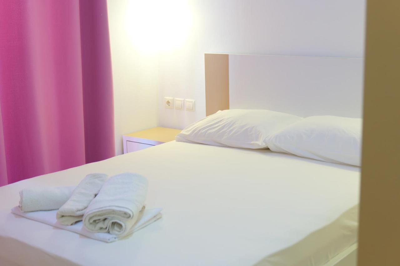 Vila Unique Aparthotel คซามิล ภายนอก รูปภาพ