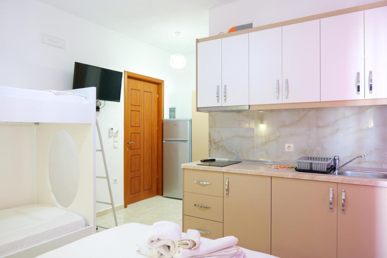 Vila Unique Aparthotel คซามิล ภายนอก รูปภาพ