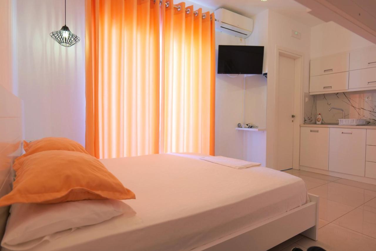 Vila Unique Aparthotel คซามิล ภายนอก รูปภาพ